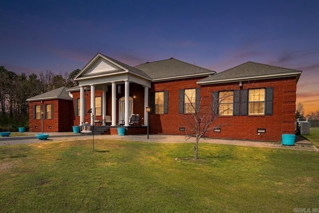 17 Ozark Drive, Greenbrier, AR 72039