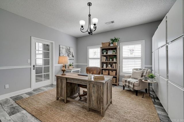 17 Ozark Drive, Greenbrier, AR 72039