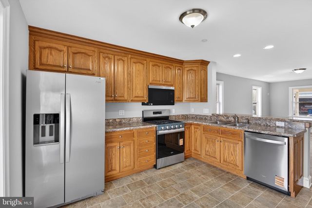 637 E FULTON ST, Lancaster, PA 17602