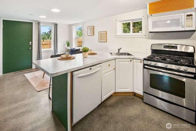 4705 S 4th Avenue, Everett, WA 98203
