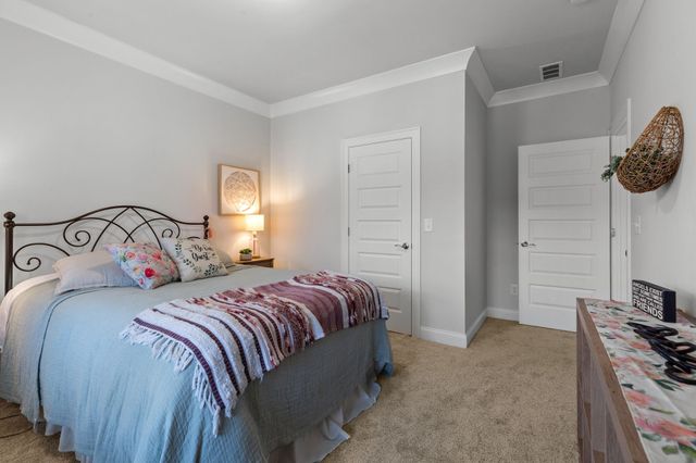 3157 Chase Point Dr, Franklin, TN 37067