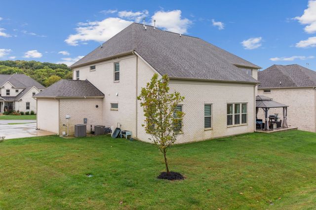 3157 Chase Point Dr, Franklin, TN 37067