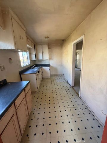 6110 Dennison Street, Los Angeles, CA 90022