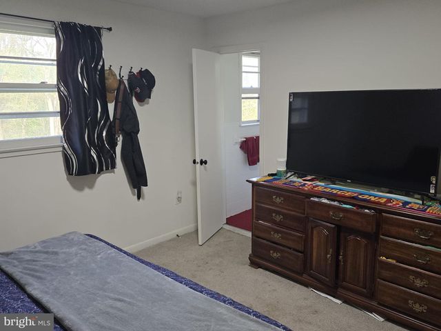 3904 CRYSTAL LN, Temple Hills, MD 20748