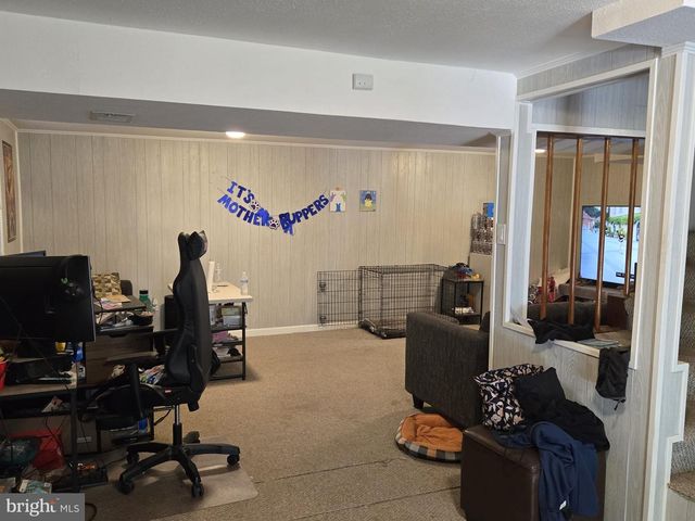 3904 CRYSTAL LN, Temple Hills, MD 20748