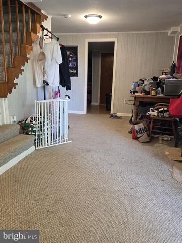 3904 CRYSTAL LN, Temple Hills, MD 20748