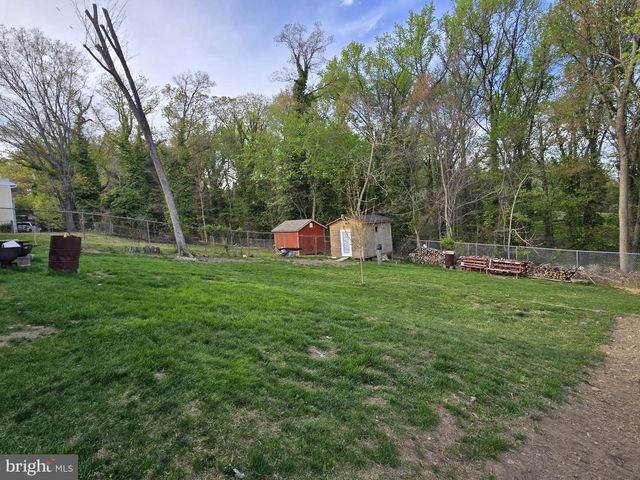3904 CRYSTAL LN, Temple Hills, MD 20748