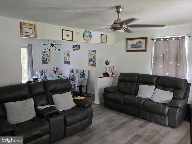 3904 CRYSTAL LN, Temple Hills, MD 20748
