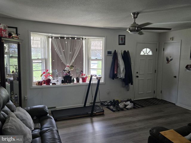 3904 CRYSTAL LN, Temple Hills, MD 20748