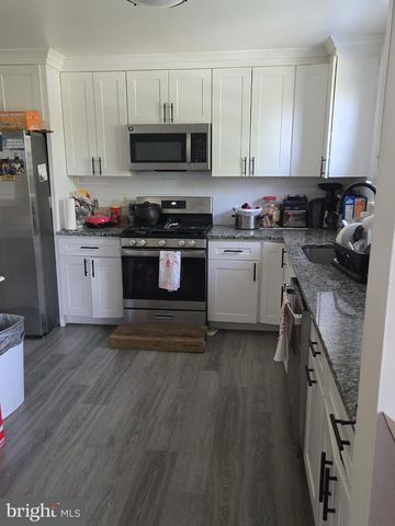3904 CRYSTAL LN, Temple Hills, MD 20748