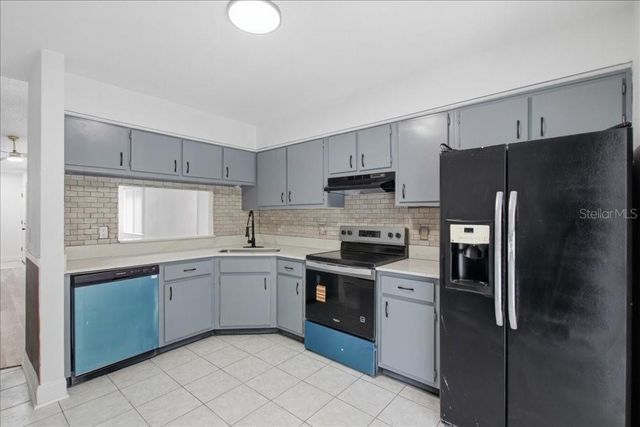 8612 SPRING CONE COURT, Orlando, FL 32825