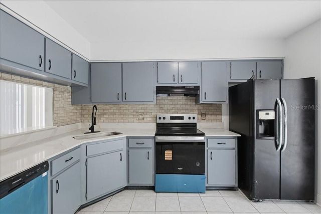 8612 SPRING CONE COURT, Orlando, FL 32825
