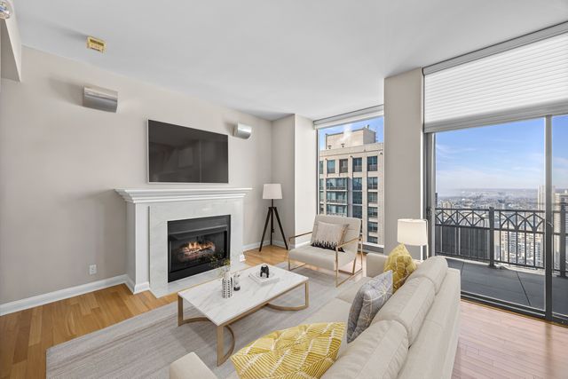 21 E Huron Street 3601, Chicago, IL 60611