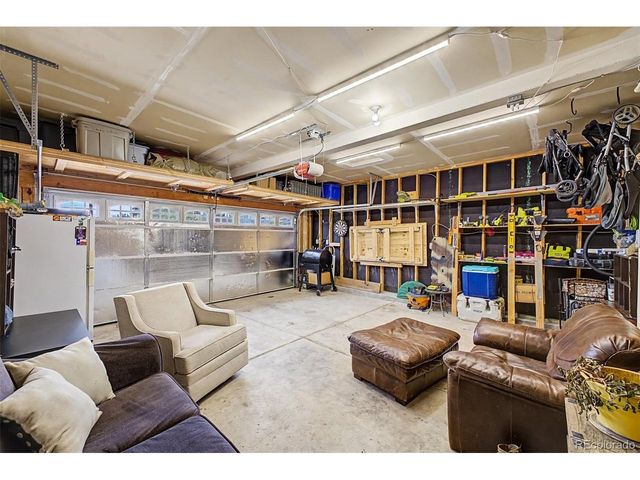 2220 Inspiration Ln, Pueblo, CO 81008