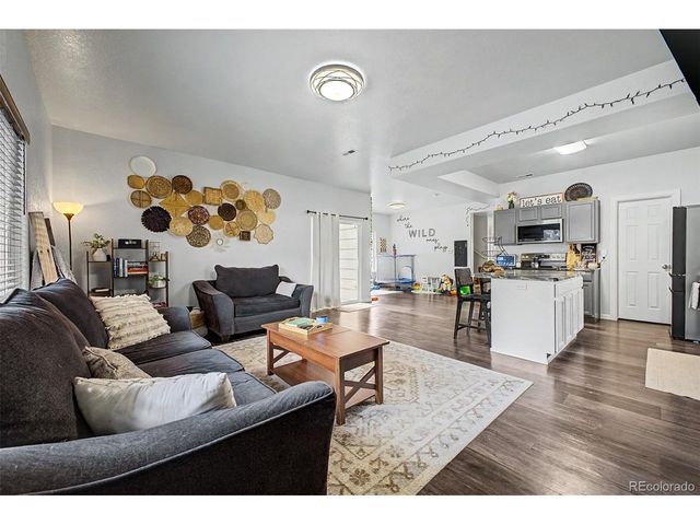 2220 Inspiration Ln, Pueblo, CO 81008