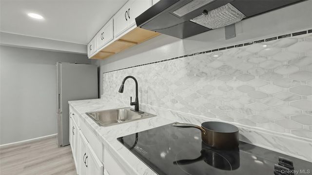 429 S 3rd Avenue, Mount Vernon, NY 10550