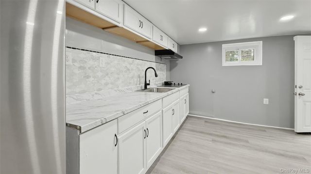 429 S 3rd Avenue, Mount Vernon, NY 10550