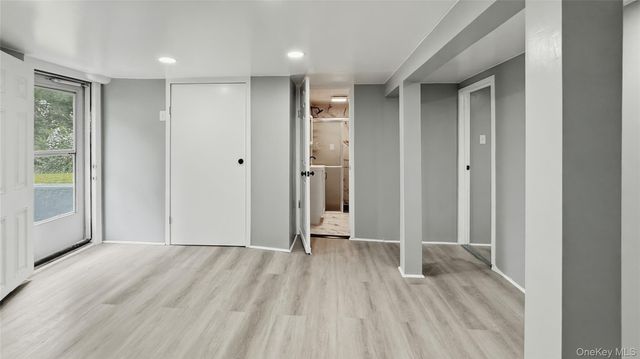 429 S 3rd Avenue, Mount Vernon, NY 10550