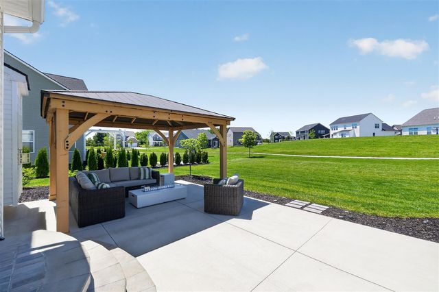 2713 Maize Loop, Saline, MI 48176