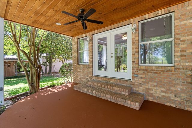 66 Serene Meadows Dr., Hattiesburg, MS 39402
