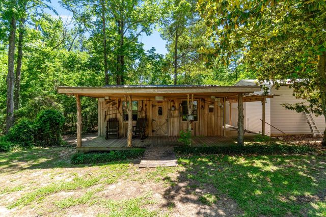 66 Serene Meadows Dr., Hattiesburg, MS 39402