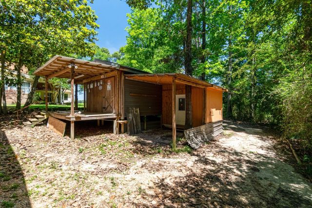 66 Serene Meadows Dr., Hattiesburg, MS 39402