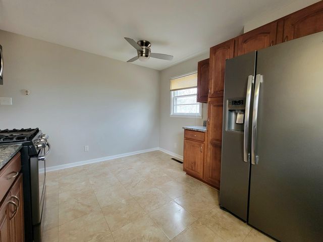 1455 Townley Drive, Lexington, KY 40511