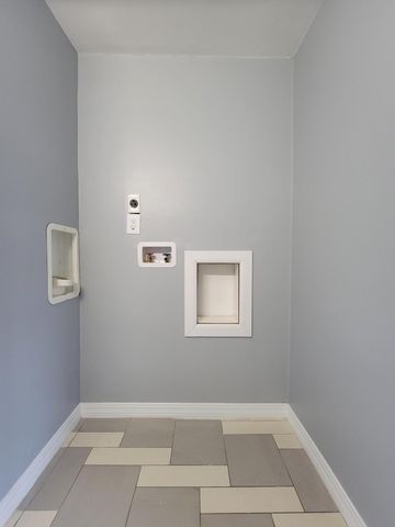 1455 Townley Drive, Lexington, KY 40511