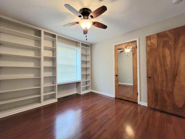 1455 Townley Drive, Lexington, KY 40511