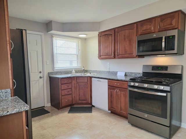 1455 Townley Drive, Lexington, KY 40511