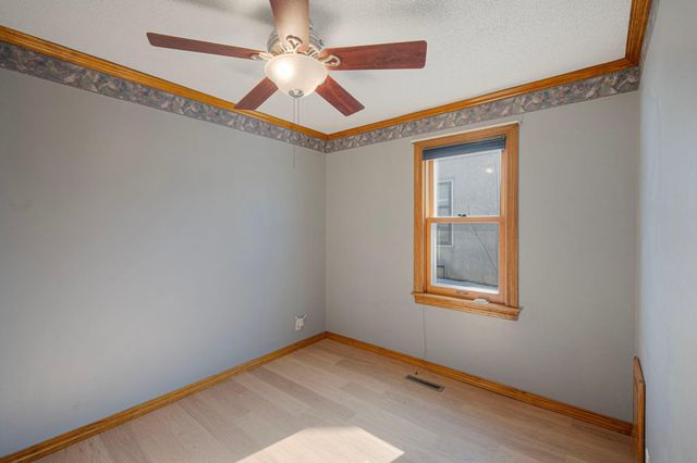 5720 43rd Avenue S, Minneapolis, MN 55417