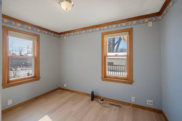 5720 43rd Avenue S, Minneapolis, MN 55417