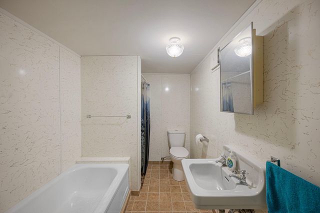 5720 43rd Avenue S, Minneapolis, MN 55417