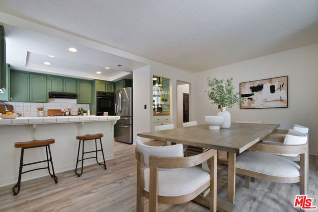 22522 Avenue San Luis, Woodland Hills, CA 91364