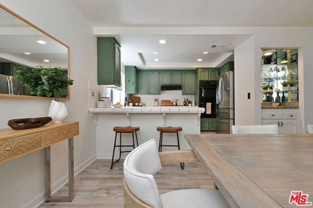 22522 Avenue San Luis, Woodland Hills, CA 91364