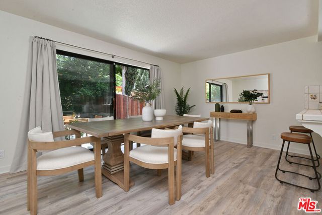 22522 Avenue San Luis, Woodland Hills, CA 91364