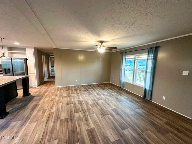 1555 River Path Path, Morristown, TN 37813