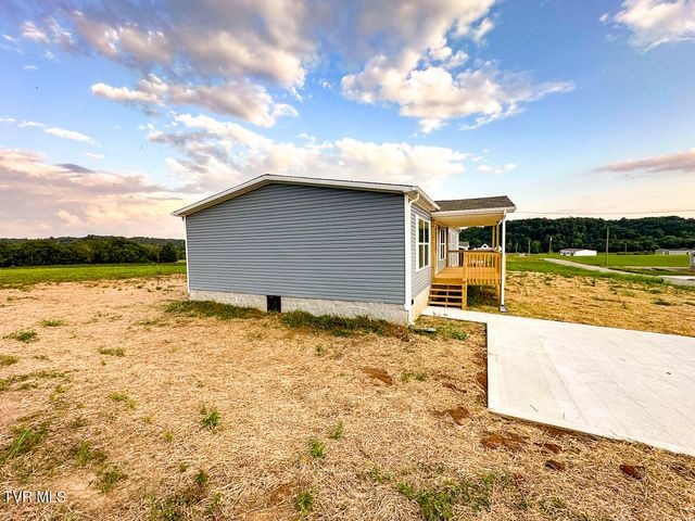 1555 River Path Path, Morristown, TN 37813