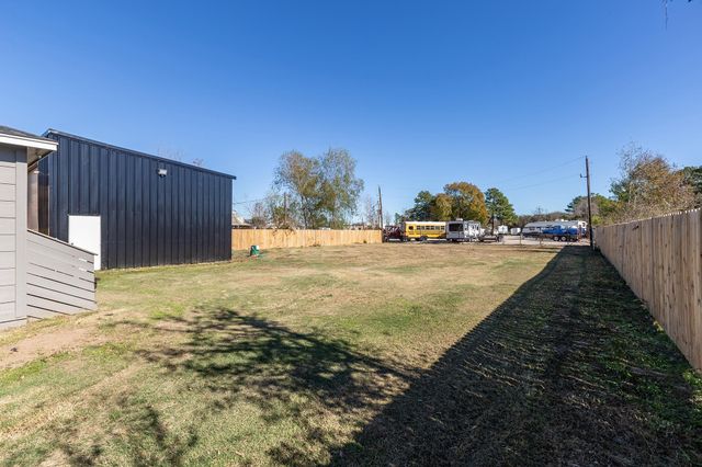 19014 Frederick Drive, Tomball, TX 77377