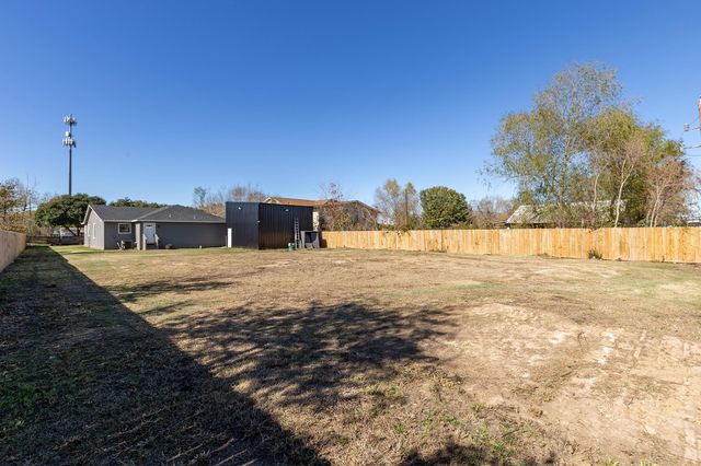 19014 Frederick Drive, Tomball, TX 77377