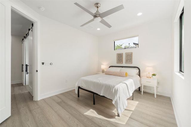 1306 E 3rd ST 1, Austin, TX 78702