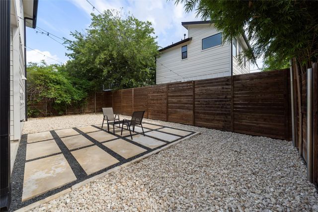 1306 E 3rd ST 1, Austin, TX 78702