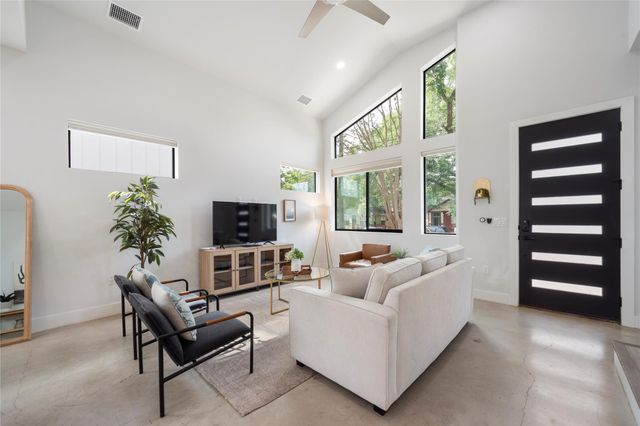 1306 E 3rd ST 1, Austin, TX 78702
