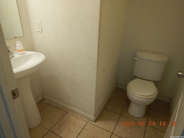 6010 Pleasant Lake, San Antonio, TX 78222
