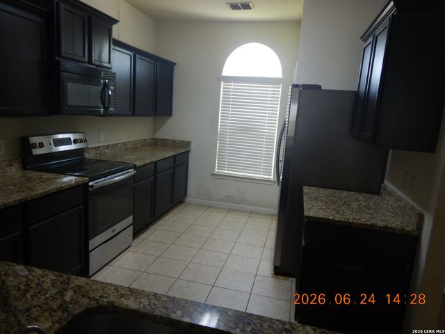 6010 Pleasant Lake, San Antonio, TX 78222