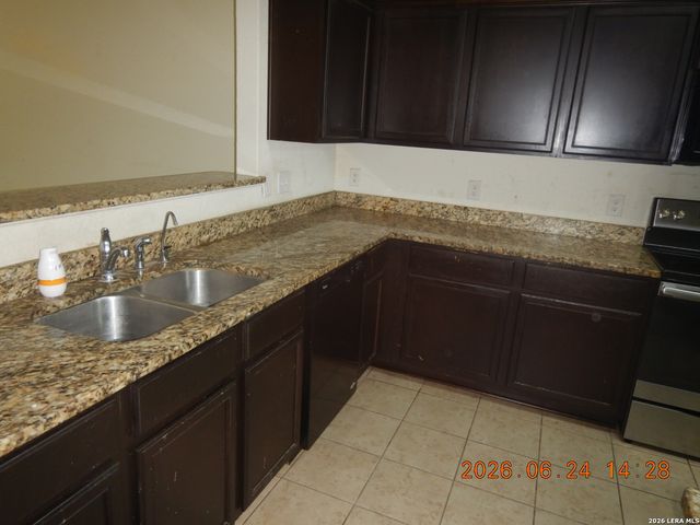 6010 Pleasant Lake, San Antonio, TX 78222