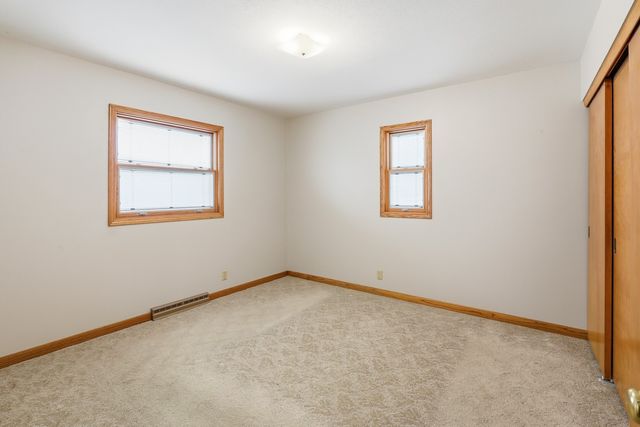 305 Independence Street, Pella, IA 50219