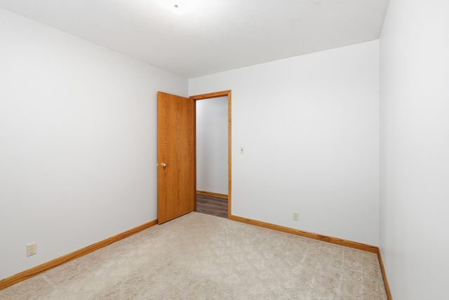 305 Independence Street, Pella, IA 50219