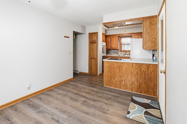 305 Independence Street, Pella, IA 50219