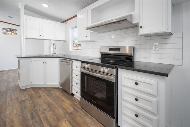 20401 Misty Glen Drive, Newalla, OK 74857